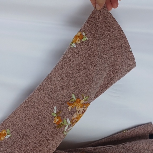 Fig and Flower Anthropolo Pink W/Floral Embroidery Button/Tie up Hi/Lo Top SZ M - Picture 3 of 8